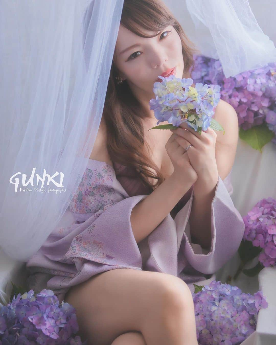 Mikaさんのインスタグラム写真 - (MikaInstagram)「『purple hydrangea』  #グンキノアジト　ようやく行けた♡  ・ ・ ・ photo by @gunki_photo 📸 model @mika_portrait  ・ ・ ・ ・ follow me💋  #美花展 #紫陽花ポートレート #紫陽花が好き  #紫の紫陽花 #紫陽花好きな人と繋がりたい  #誰かの記憶に残る写真 #カメラ好きな人と繋がりたい #ファインダー越しの私の世界 #ポトレファン倶楽部 #被写体モデル #グラビア撮影 #グラビアモデル #その瞬間は永遠の思い出 #みんなのフォト #ポトレ女子 #撮影依頼募集中 #jp_portrait部 #japanesegirl #asianbeauty #love_camera_club #global_ladies #photo_shorttrip #_lovely_weekend #portraitfestival #portraitinlove #portrait_mood #exclusive_world_portrait  #instagood #instagramjapan」7月21日 20時24分 - mika_portrait