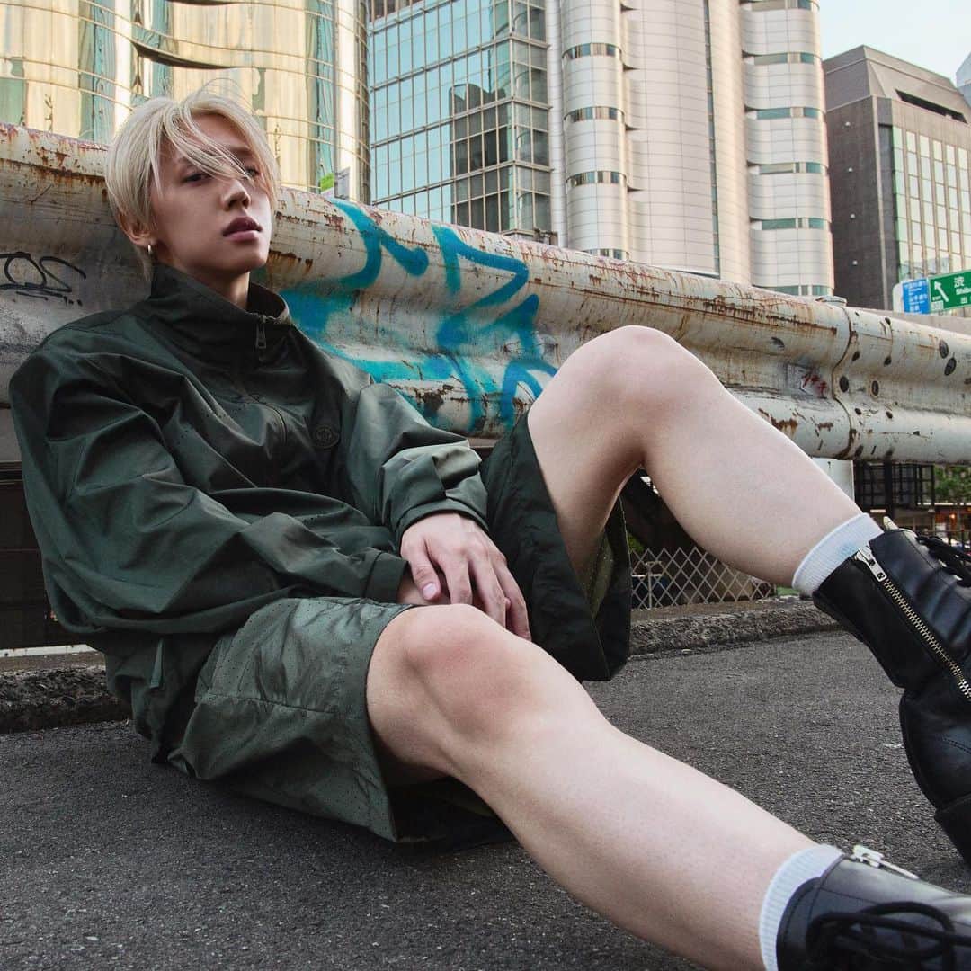 久保田有人のインスタグラム：「@moncler @moncler.japan   direction : @k_kuroyanagi  camera : @mush0116   #moncler  #monclerborntoprotect」