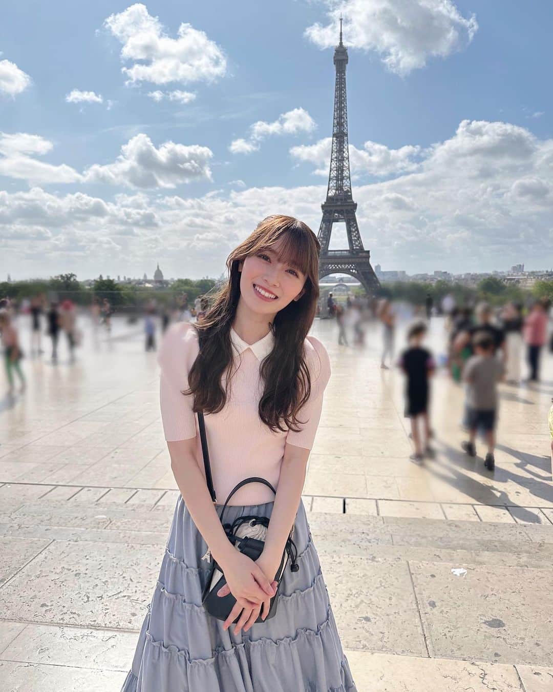 のインスタグラム：「♡ Japan Expo Paris2023🇫🇷  #櫻坂46  #sakurazaka46  #renamoriya  #renagram  #japanexpo  #paris #エッフェル塔 #フランス」