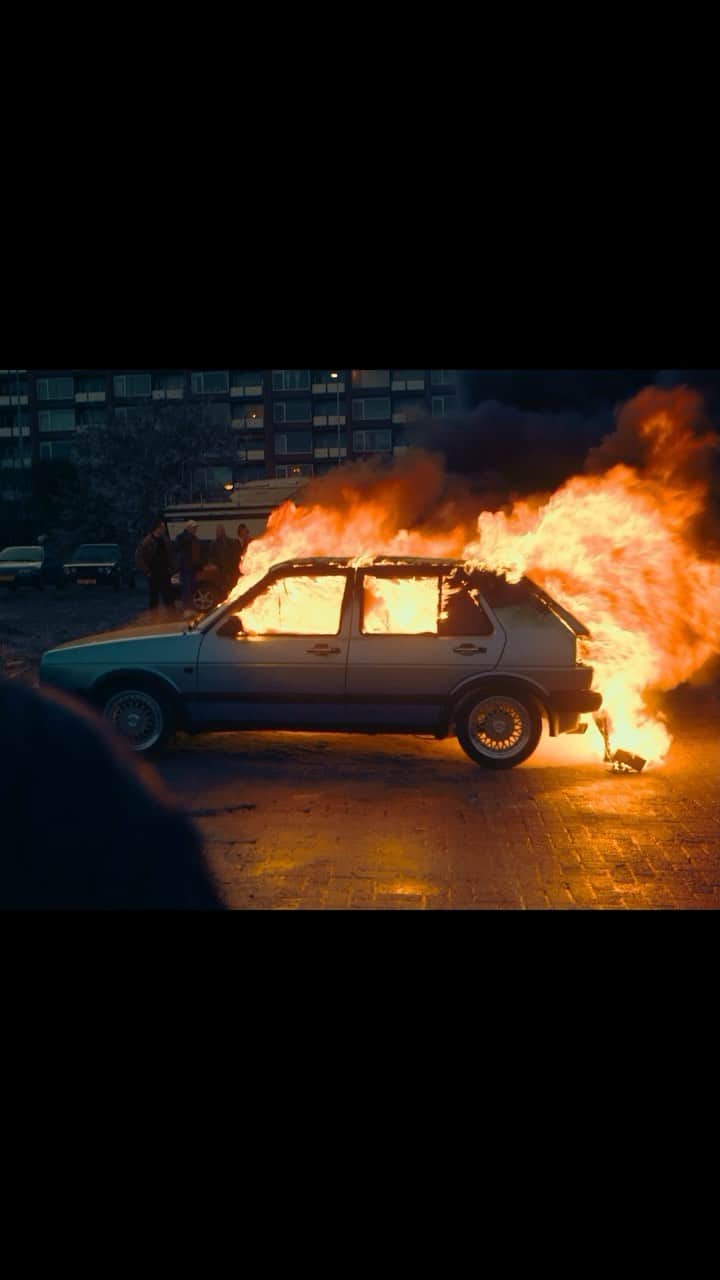 Yellow M.F. Clawのインスタグラム：「WHEN WE TOOK SOME TIME OFF LAST WINTER WE BOTH WORKED ON SPECIAL PROJECTS. JIM ACTUALLY SPEND 3 MONTHS IN ROTTERDAM TO SHOOT A NEW MOVIE ABOUT THE EARLY DAYS OF UNDERGROUND RAVING IN THE 90’S. THIS IS THE FIRST TEASER FOR IT. SHARE IT IF YOU HAVE SOME LOVE FOR DANCE MUSIC OR JIM OR YOUR JUST THE OVERSHARING TYPE.」