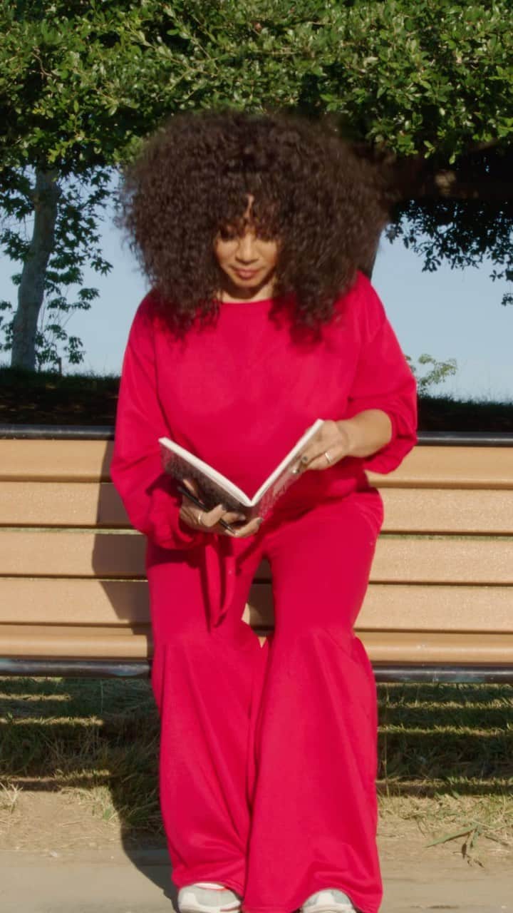 エリカ・キャンベルのインスタグラム：「May this album be a reminder of God’s love. ❤️ I love you, but God loves you more! Click the link in my bio to pre-order my new album, “I Love You,” and instantly get the “Positive (Remix).”  “I Love You” drops Friday, September 15th.   #EricaCampbell #ECiloveyou #ILOVEYOU #september15」
