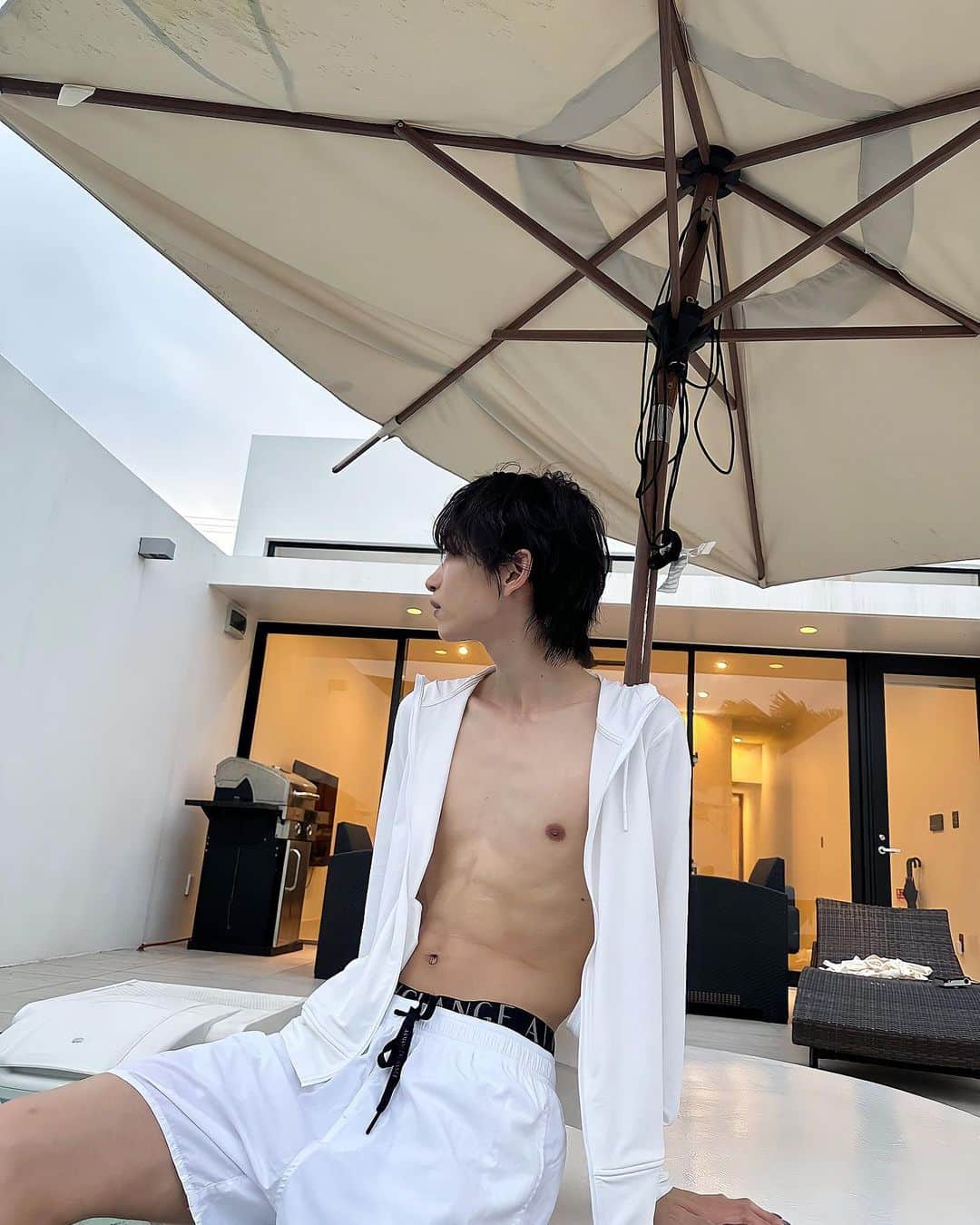 浩平のインスタグラム：「(^_^)v」