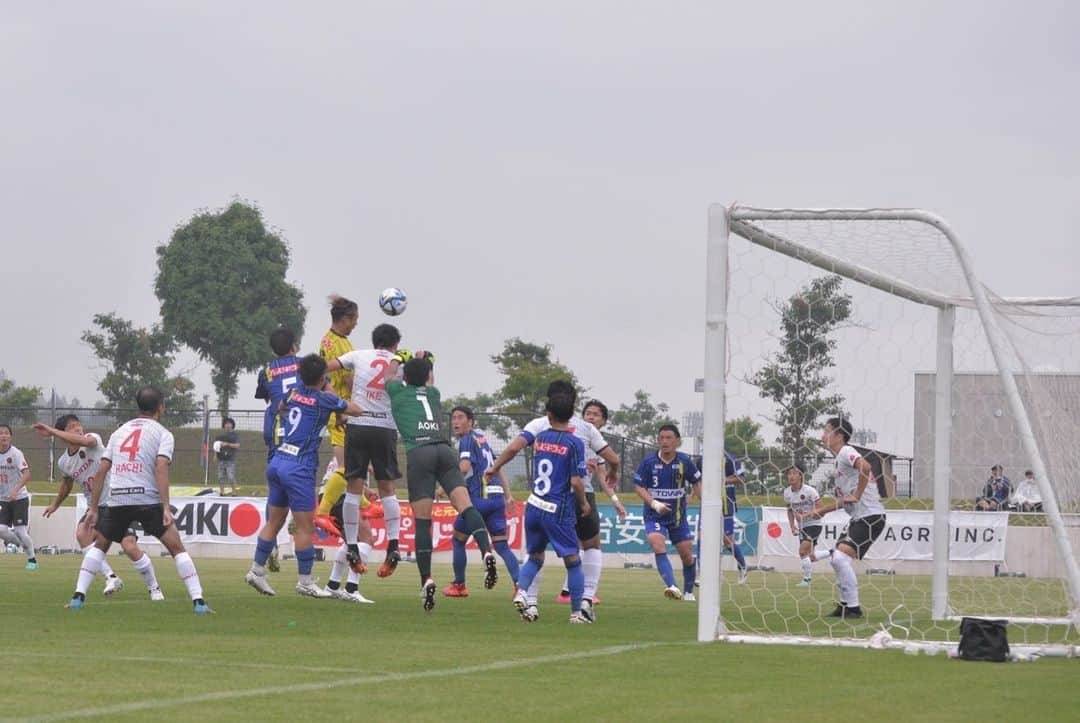 廣末陸さんのインスタグラム写真 - (廣末陸Instagram)「vsヴェルスパ大分　0-0 vs HondaFC  2-3 vs クリアソン新宿　1-1 いつも悪天候の中でもたくさんの応援ありがとうございます。3試合勝ちなし。 まだまだ足りない。 もっと勝負に拘って、もっとハングリーに。 ホームでの連戦で必ず勝ち点3を獲る！ #廣末陸　#ラインメール青森」7月21日 21時55分 - rikulovesoccer