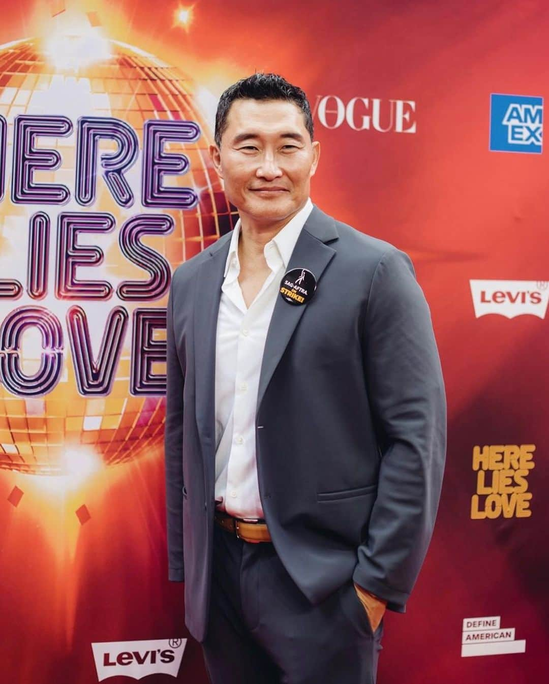 ダニエル・デイ・キムさんのインスタグラム写真 - (ダニエル・デイ・キムInstagram)「What an amazing night of theater at “Here Lies Love.” Such energy and joy from the performers in a beautifully innovative production. Cheers to the entire team who brought it to life - the whole cast and crew, director and producers. Special thanks to @joseiswriting for his hard work for getting me and my family there. Go see it! @herelieslovebway」7月21日 21時54分 - danieldaekim