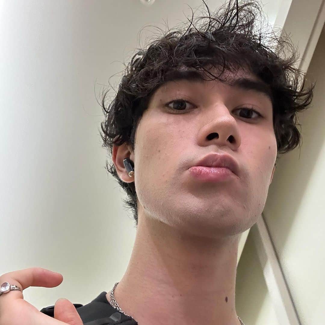 ジャン海渡さんのインスタグラム写真 - (ジャン海渡Instagram)「試着海渡」7月21日 22時00分 - jjean_naejj