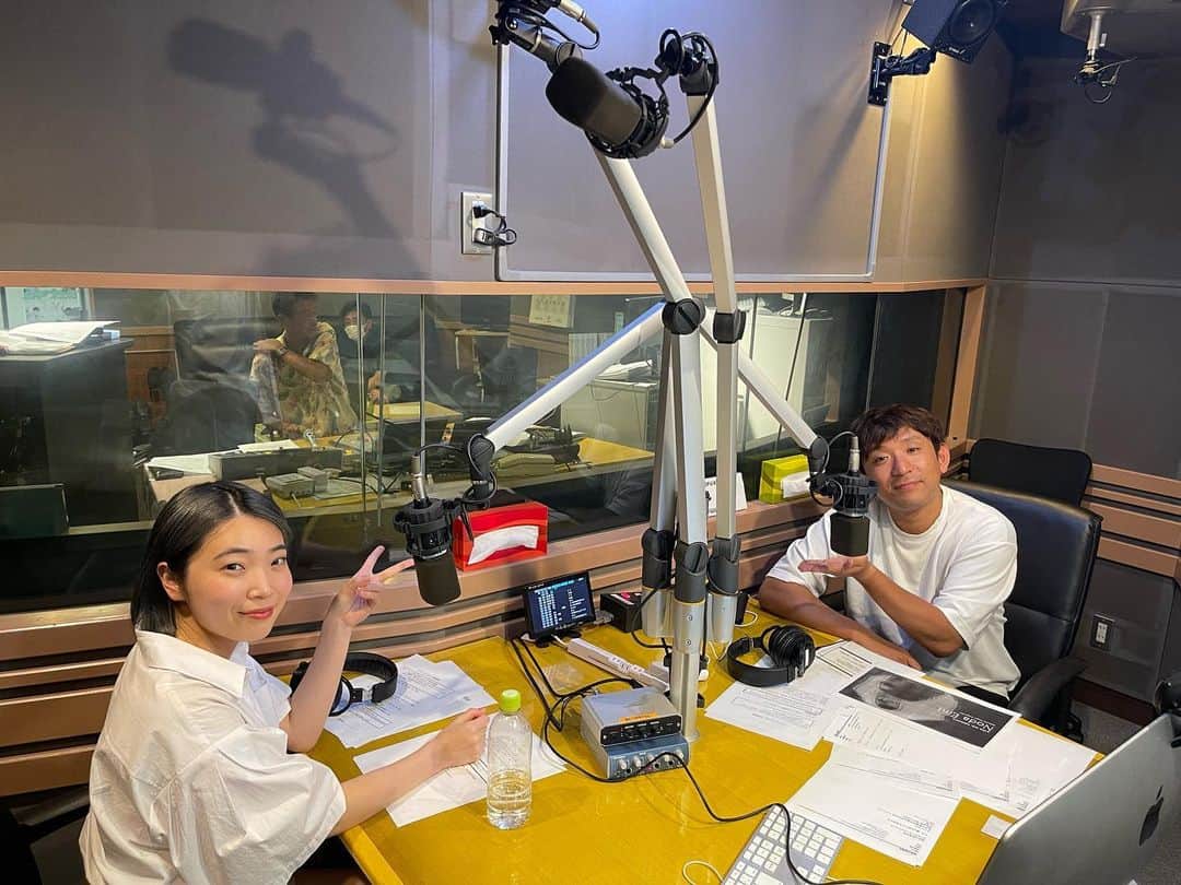 沈黙の金曜日のインスタグラム：「沈黙の金曜日！今夜はスタジオに野田愛実さん　@emiko_n617 をお迎えしています。 #沈黙の金曜日」