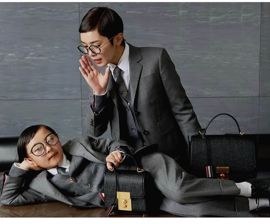 畠山千明のインスタグラム：「@thombrowne 🖤🩶🤍 @tfpjp」