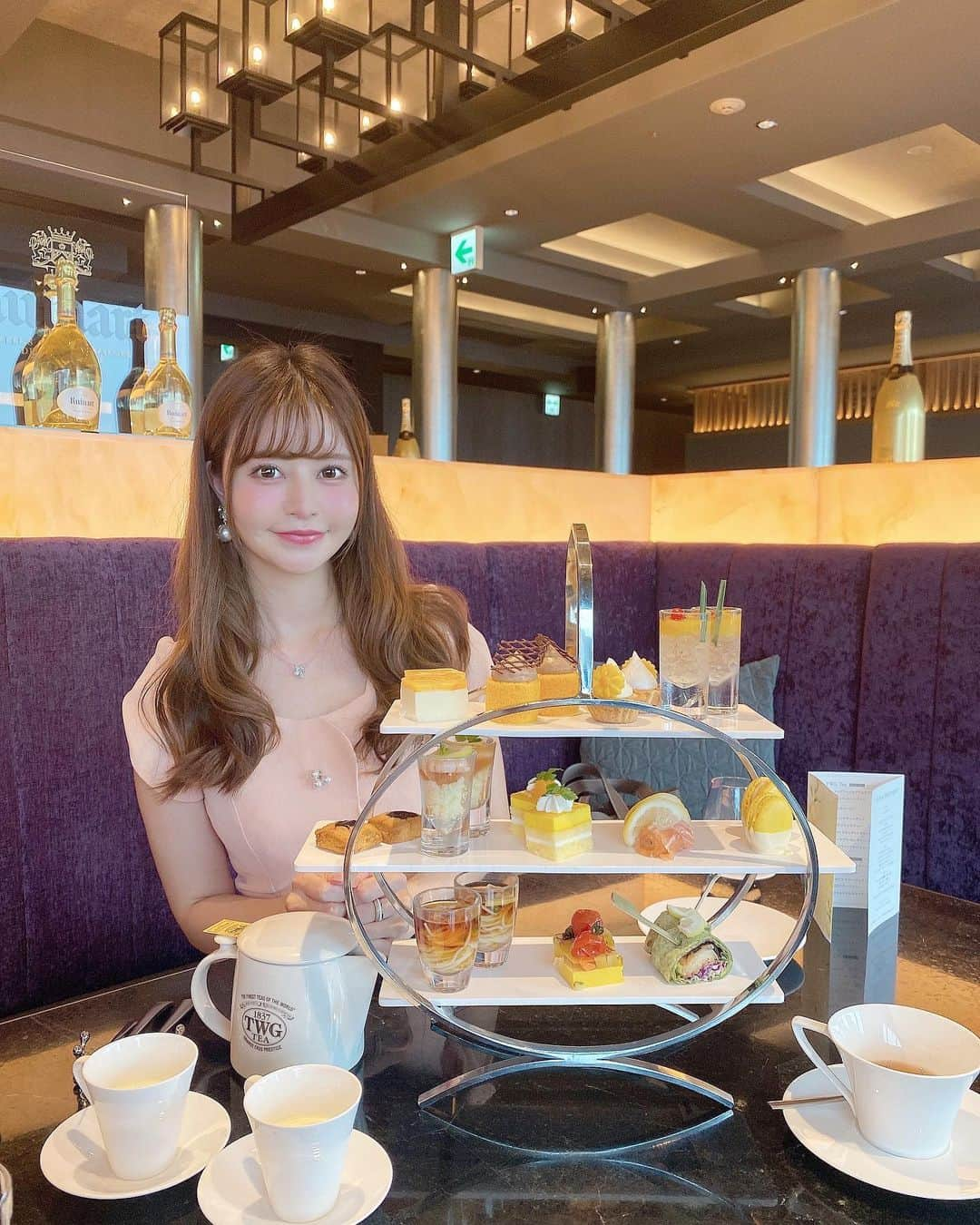 一ノ瀬まりなさんのインスタグラム写真 - (一ノ瀬まりなInstagram)「🧁💓🧁💓🧁  ヌン活🧁💛 レモン、パイナップル、マンゴー 黄色達可愛かったしとっても美味しかった💛💛💛  #アフターヌーンティー #アフヌン #銀座 #銀座カフェ #afternoontea」7月21日 23時07分 - yuyuyu_marina