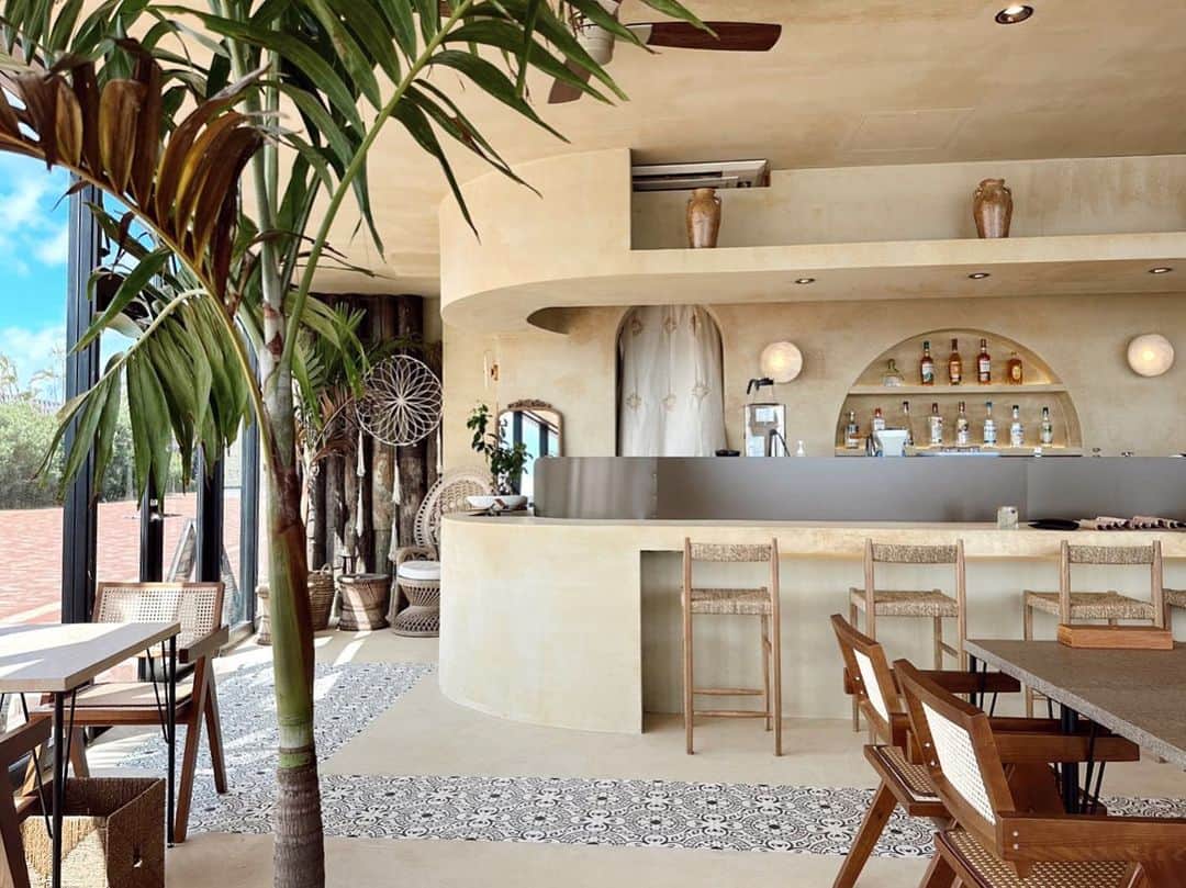 Jura Furnitureのグルメインスタ