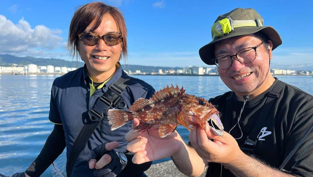 金丸竜児さんのインスタグラム写真 - (金丸竜児Instagram)「アナハゼティさんとのコラボ動画がいよいよ本日よりOnAirとなりました(^^)  今回は僕がよく行くフィールドにお連れしてお2人にハタを狙って頂いております‼︎  非常に楽しい動画になっておりますので良かったら是非ご覧下さいませ。  YouTubeから“アナハゼティ〝で検索頂けるとご覧になれます‼︎  宜しくお願い致します(^^)  #アナハゼティ　#オオモンハタ　#RUDIES #ルーディーズ　#金丸竜児」7月21日 23時52分 - kanamaru_ryuji