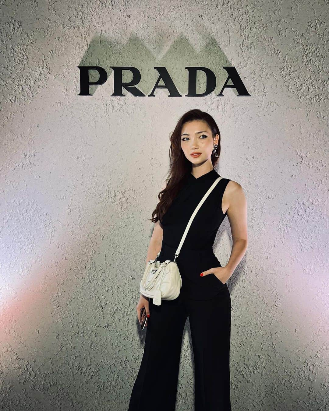 Aya Shalkarさんのインスタグラム写真 - (Aya ShalkarInstagram)「Once upon a time with @prada 😌🏔」7月21日 23時53分 - aya_shalkar