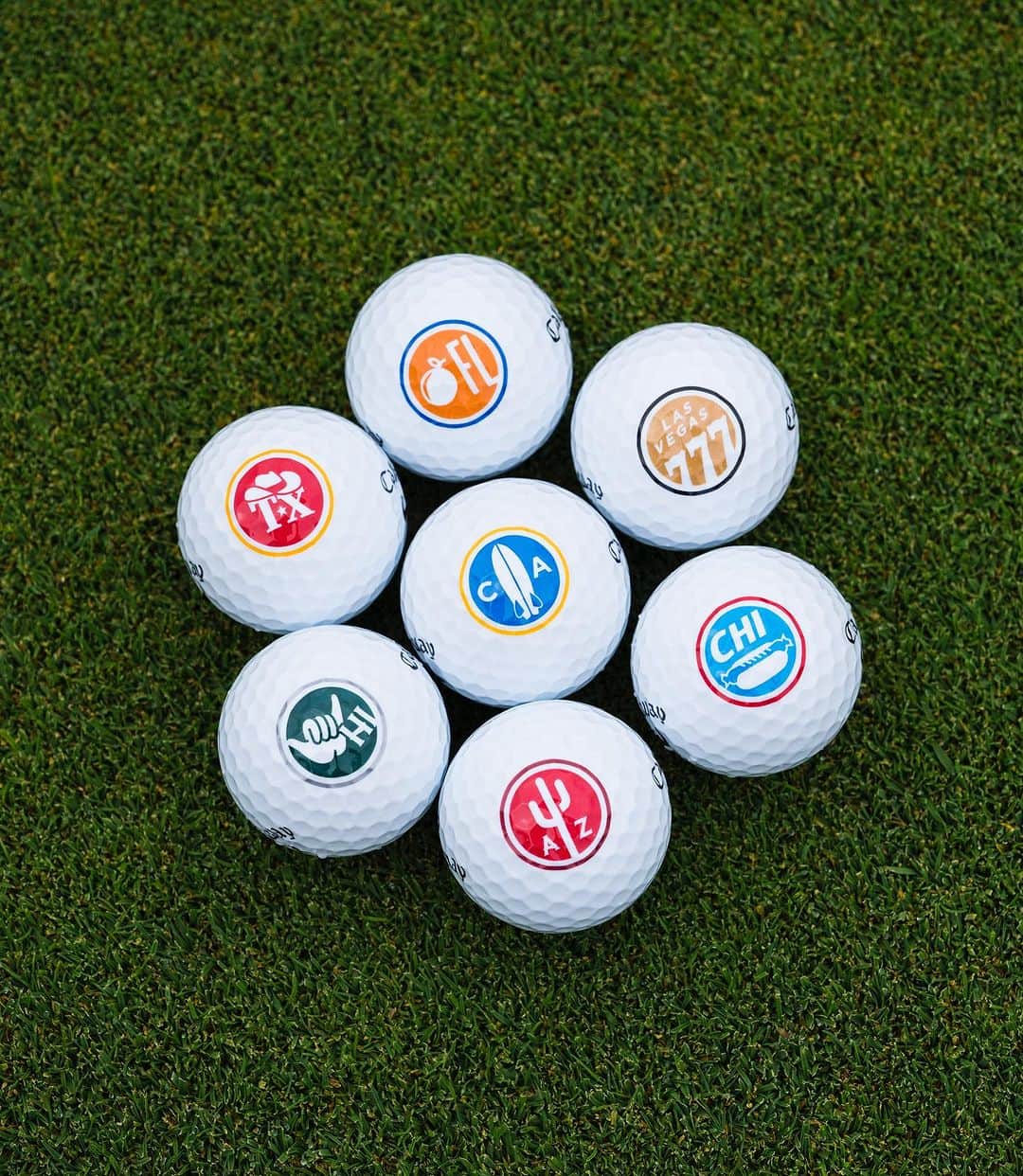 ジョン・ラームさんのインスタグラム写真 - (ジョン・ラームInstagram)「Supersoft Geo Collection is here 👀  Highlighting some of the most popular golf regions across the U.S.  Available exclusively on our website.」7月21日 23時54分 - callawaygolf