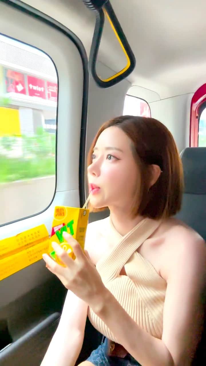 Dj Sodaのインスタグラム：「홍콩 제니쿠키 먹어 본 사람?❤️‍🔥 Has anyone tried Jenny Bakery cookies?🍪」