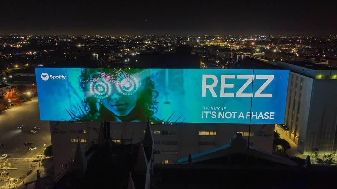 REZZのインスタグラム：「WOW holy shit these billboards downtown LA & Toronto for my EP release !!!  Thank you @spotify @spotifycanada」