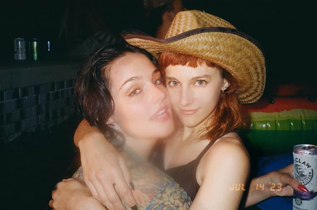 オーブリー・ピープルズのインスタグラム：「my love @lilymarieantoinette ✨」