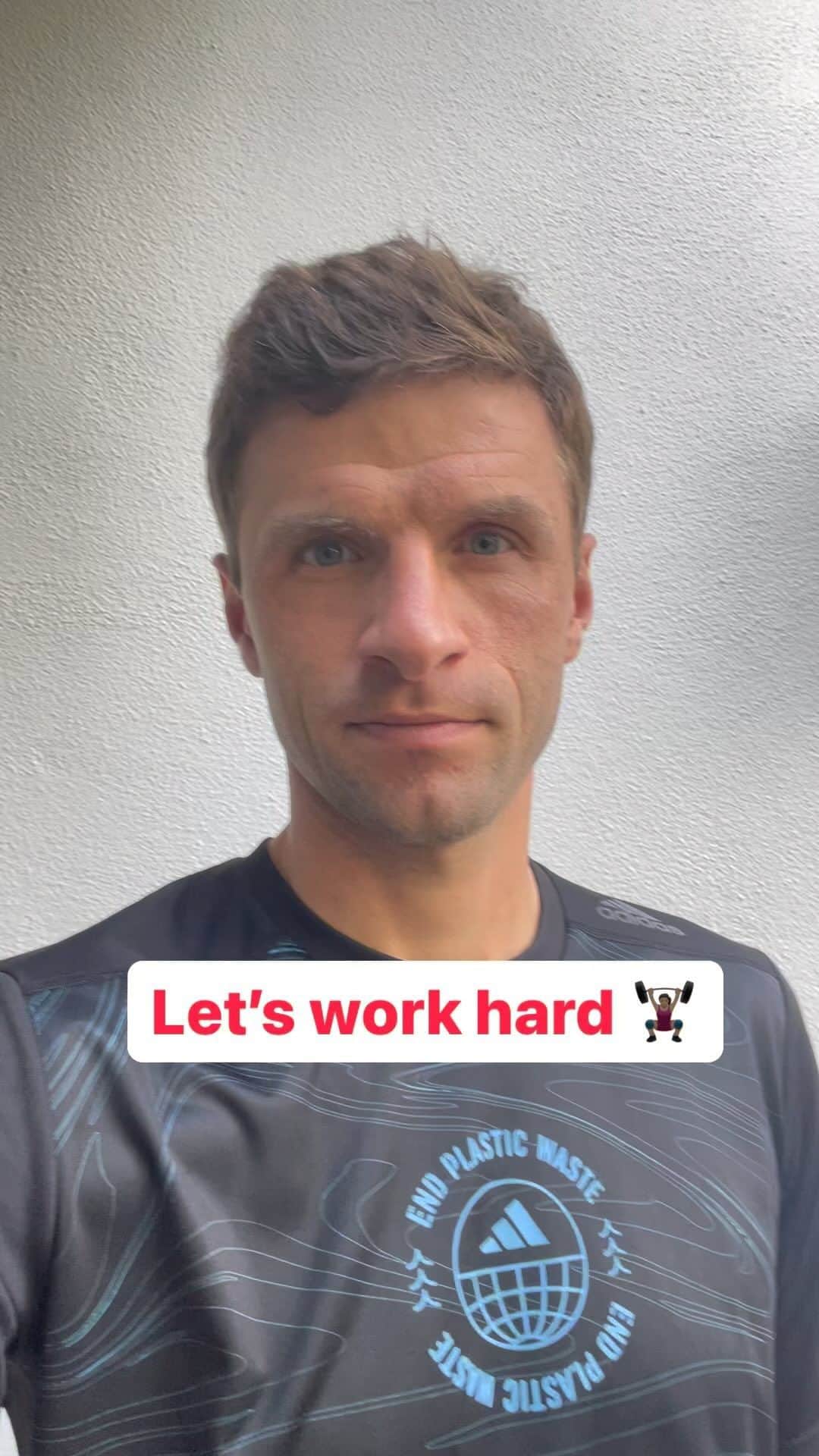 トーマス・ミュラーのインスタグラム：「#geduld + #fleiß = bin bald wieder dabei 😉💪🏻」