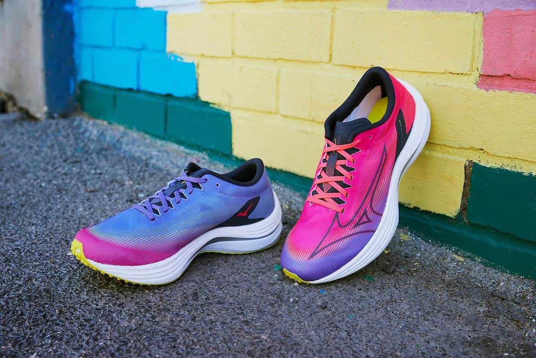 MizunoRunningさんのインスタグラム写真 - (MizunoRunningInstagram)「🚨News Rebellion flash🚨  The Wave Rebellion Flash is now dropping in two new colors so you can stand out with speed and style!!   Grab yours now on mizunousa.com  #waverebellion #mizunorunning #allrunnersallruns」7月22日 1時01分 - mizunorunningusa