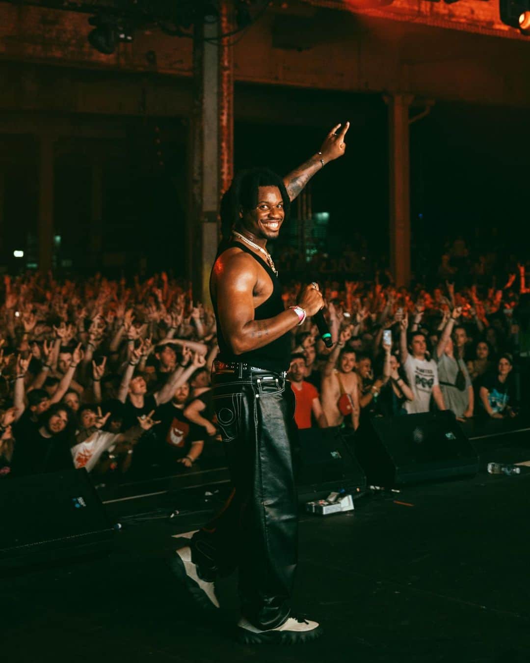 Kerrang!のインスタグラム：「Spin-kick, motherfuckers! Europe’s greatest hardcore gathering gambles on some daring line-up choices and wins big with three days of chaos, camaraderie and karate-chops – read our full review of Outbreak Fest at the link in bio ✊🏼  ✍️: @samlaw1000  📸: @wondergirlphoto @ashleabeaphoto @callxmexkiller」