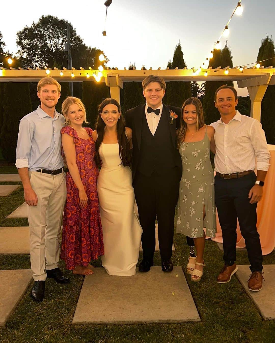 ガビ・シュールさんのインスタグラム写真 - (ガビ・シュールInstagram)「Congratulations to the Petitts!! Such a beautiful wedding! 🤍」6月28日 1時53分 - gabishull