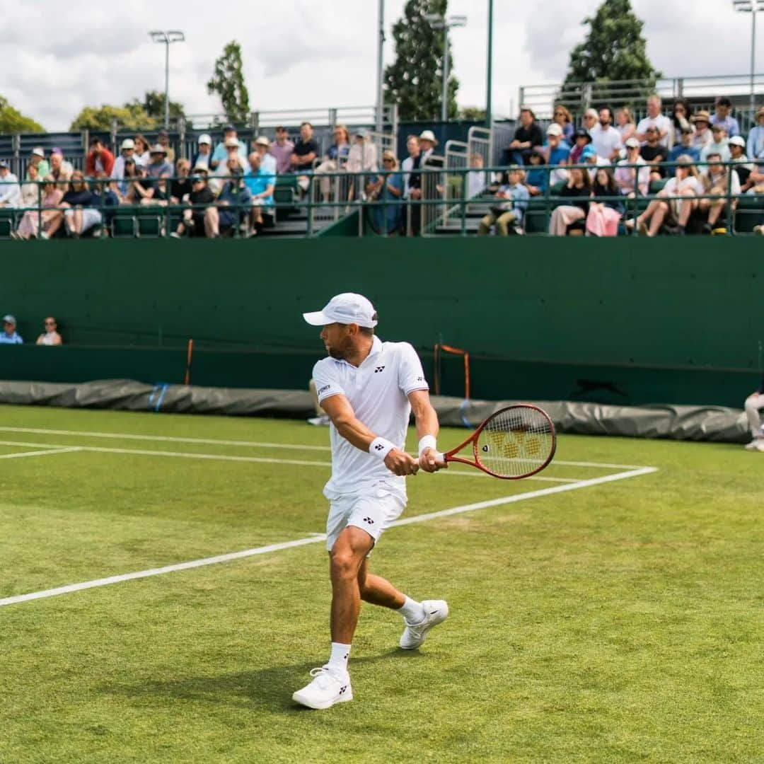 ラドゥ・アルボットさんのインスタグラム写真 - (ラドゥ・アルボットInstagram)「First Round ✅ Second round tomorrow 11 am  Let's go! 🏃🌱💚」6月28日 1時55分 - radu.albot11