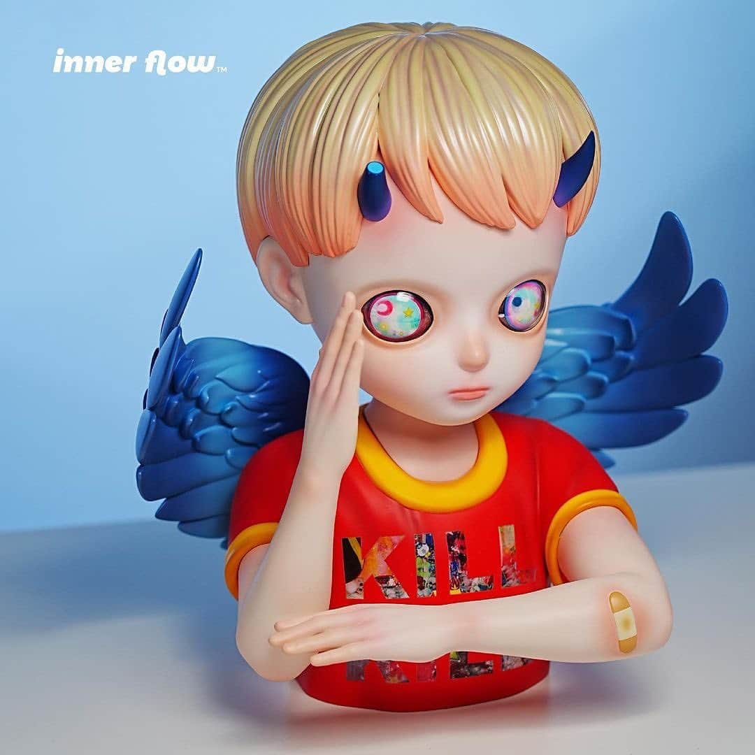 下田ひかりさんのインスタグラム写真 - (下田ひかりInstagram)「Available now for pre-order‼️ @innerflow_official   I Do Not Know My Enemy - Boy💪👼 Edition of 99 27 x 21 x 29cm Resin  📫 Ships September 30th, 2023.  ❣️Link in bio❣️ 🔗 https://innerflowart.myshopify.com/products/i-do-not-know-my-enemy-boy  These portraits are a child that is posed to defeat the “enemy” of this world (the fighting poses mimic those of Japanese action heroes) and addresses my own questions like, “Who is our true enemy? Why do we choose to fight, and who to kill? The pose is inspired by Ultraman, a pose he makes before he attacks an enemy. 👊🔥  #hikarishimoda #innerflow #ultraman #kaiju #art #contemporaryart #limitededition」6月28日 3時18分 - hikarishimoda