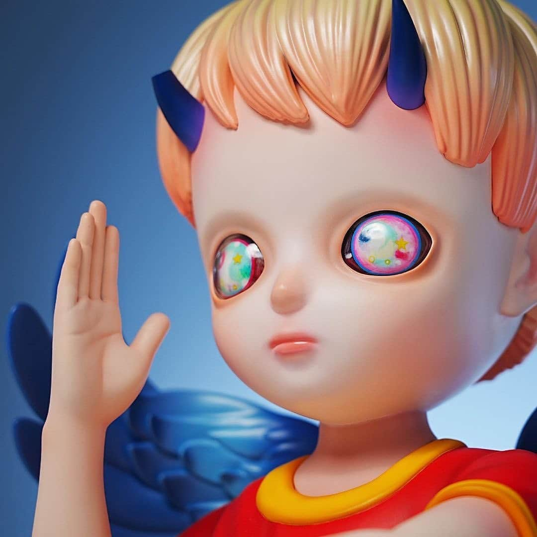 下田ひかりさんのインスタグラム写真 - (下田ひかりInstagram)「Available now for pre-order‼️ @innerflow_official   I Do Not Know My Enemy - Boy💪👼 Edition of 99 27 x 21 x 29cm Resin  📫 Ships September 30th, 2023.  ❣️Link in bio❣️ 🔗 https://innerflowart.myshopify.com/products/i-do-not-know-my-enemy-boy  These portraits are a child that is posed to defeat the “enemy” of this world (the fighting poses mimic those of Japanese action heroes) and addresses my own questions like, “Who is our true enemy? Why do we choose to fight, and who to kill? The pose is inspired by Ultraman, a pose he makes before he attacks an enemy. 👊🔥  #hikarishimoda #innerflow #ultraman #kaiju #art #contemporaryart #limitededition」6月28日 3時18分 - hikarishimoda