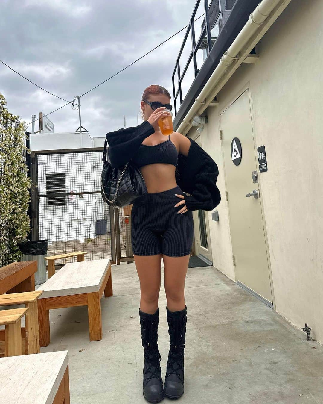 ケルシーさんのインスタグラム写真 - (ケルシーInstagram)「suga honey iced tea  @FashionNova」6月28日 3時49分 - fatherkels