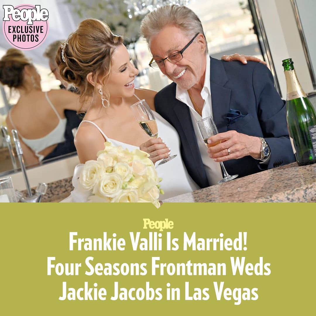 People Magazineさんのインスタグラム写真 - (People MagazineInstagram)「It's (almost) too good to be true: Frankie Valli is married! ❤️ The Four Seasons frontman, 89, wed Jackie Jacobs in Las Vegas on Monday. "It's terrific to have found love once again at this stage of my life," the singer tells PEOPLE exclusively. Get all the details at the link in our bio. | 📷: Cashman Photography」6月28日 3時56分 - people