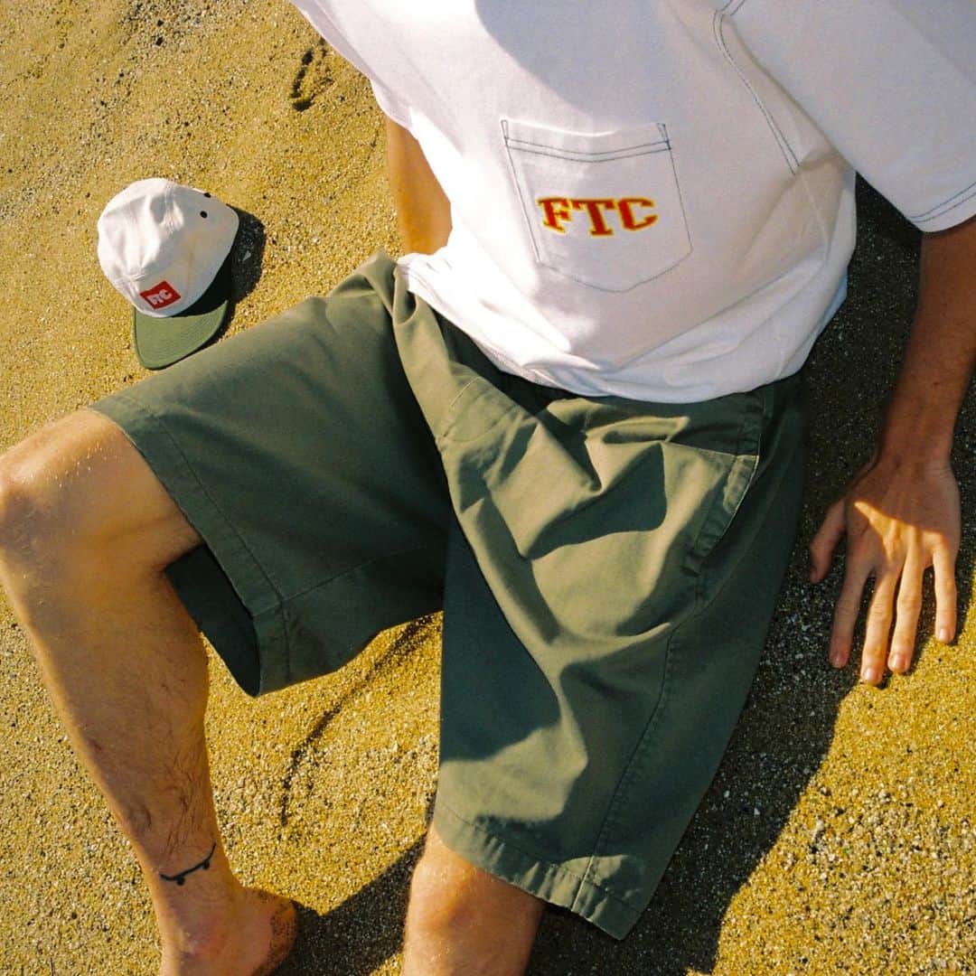 エフティーシーのインスタグラム：「FTC Chino Easy Shorts Releasing Online Thursday 6/29 at 10AM PST 🌆 Photos by @la_melancolia #ftc #ftcskateboarding #forthecity #ftcsanfrancisco #ftcjp #ftctokyo #ftcnagoya #ftcosaka #ftcspringsummer23」