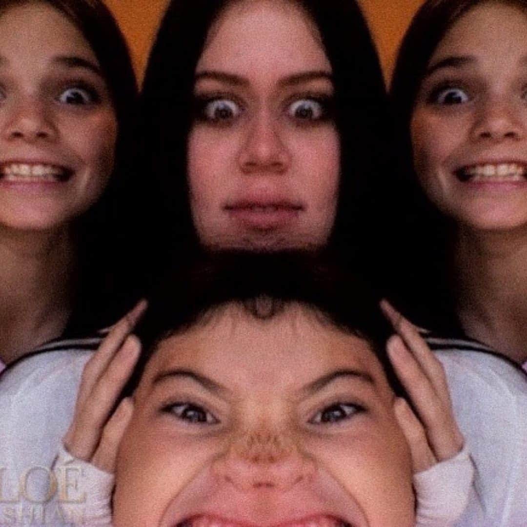 カイリー・ジェンナーのインスタグラム：「happy birthday to the love of my life !!!!! i couldn’t do it without you @khloekardashian you mean the whole world to me. i love you forever and beyond.」