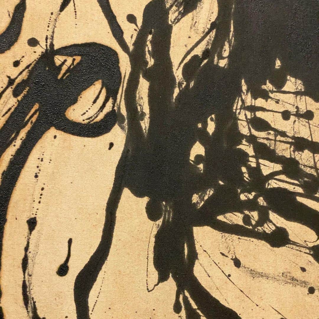 ピエトロ・ボセリさんのインスタグラム写真 - (ピエトロ・ボセリInstagram)「First slide is Twombly, then Richter, Pollock, Soulages .. and more! Which artwork here is your favourite? (Yes one of them is a small pile of sand!)」6月28日 4時53分 - pietroboselli