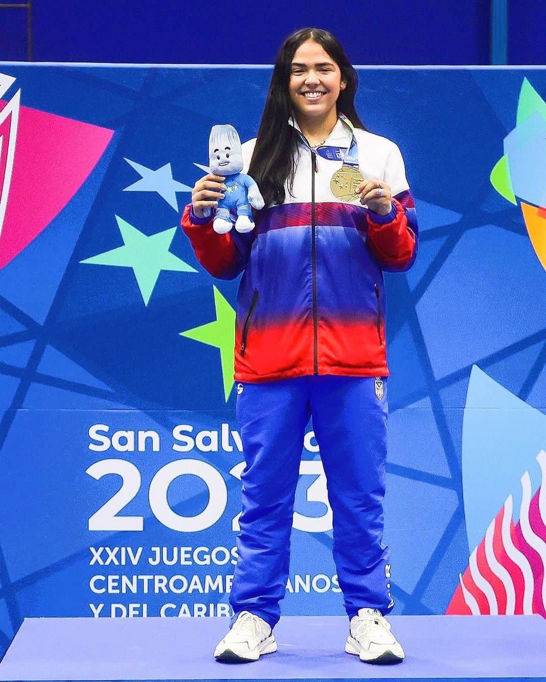 アドリアナ・ディアスのインスタグラム：「Desde Veracruz 2014 hasta San Salvador 2023, representar a mi país siempre será el mayor logro que he hecho en toda mi carrera. Siempre orgullosa de mi equipo. Gracias Puerto Rico. 🇵🇷🫶🏼🏹」