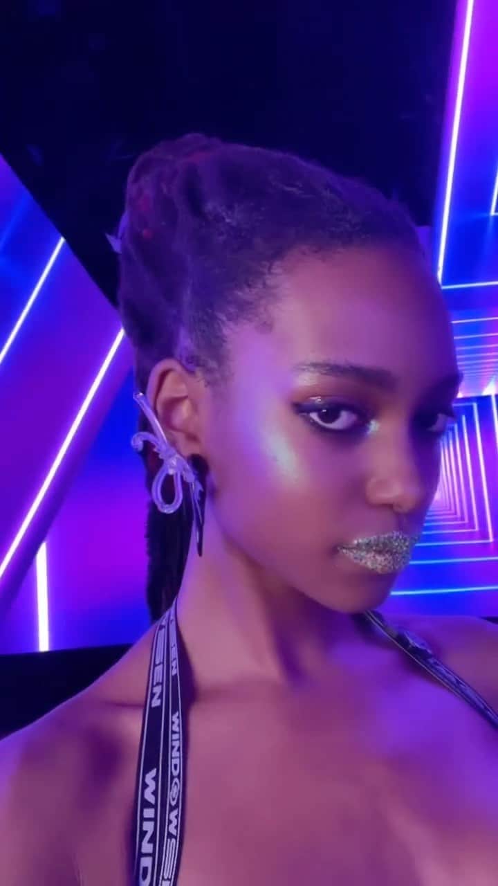 Kento Utsuboのインスタグラム：「💖 Glitter lip makeup x Shimmery makeup Super Kawaii makeup 💖  ✨Beautiful @ebony.francisco  _ _ _ _ _ Super Kawaii ❤️ It was so much fun day ✨  Please leave a like and comments below!!!❤️‍🔥 Any questions are welcome!!  スパかわいいー❣️  今日はグリッターリップアンドリフレクションハイライトメイクアップ🥴👍  ありがとうございました☺️  皆さんの感想・コメントお待ちしてます🎶 質問もお気軽にどうぞ😆」