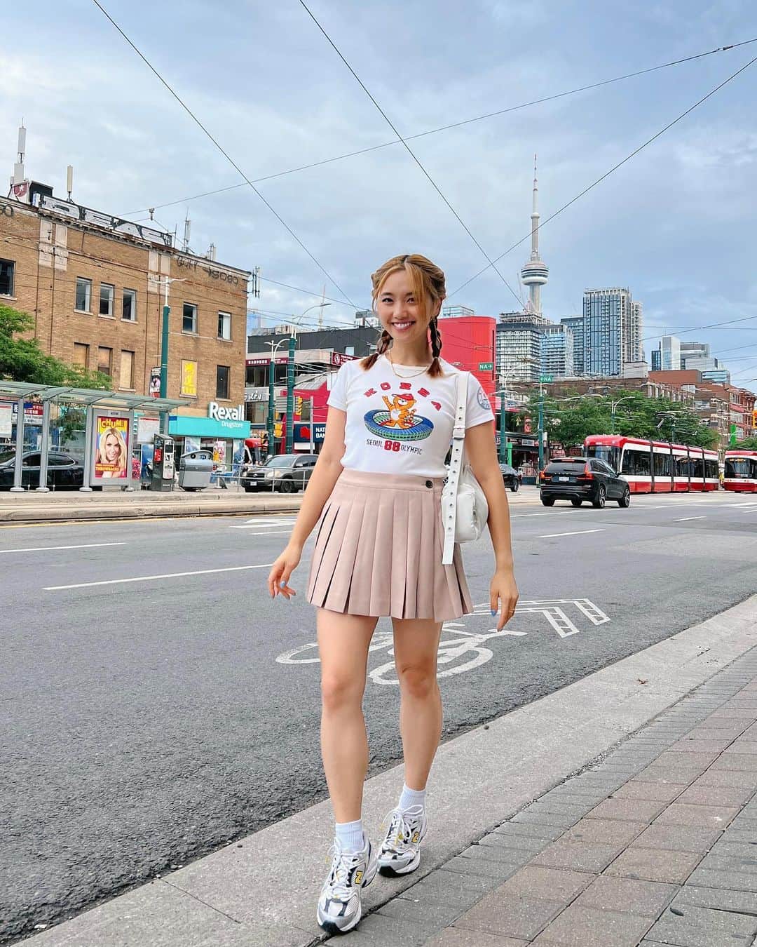 のインスタグラム：「In my next life I'm going to be Canadian 🇨🇦」