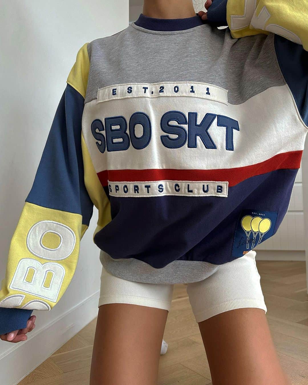 SABO SKIRTさんのインスタグラム写真 - (SABO SKIRTInstagram)「Another sweater 💛 Introducing the Harley Sweater! Don’t miss out #sabo」6月28日 6時59分 - saboskirt