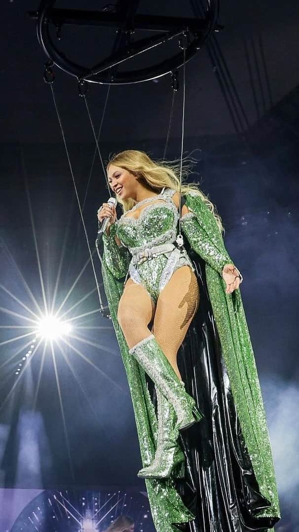Juliett K.のインスタグラム：「Wczorajsza QUEEN BEYONCE! 💫 #poland #warsaw Było to DOSKONAŁE widowisko. A już miałam nie iść 😊 @beyonce thx! #RenaissanceWorldTour」