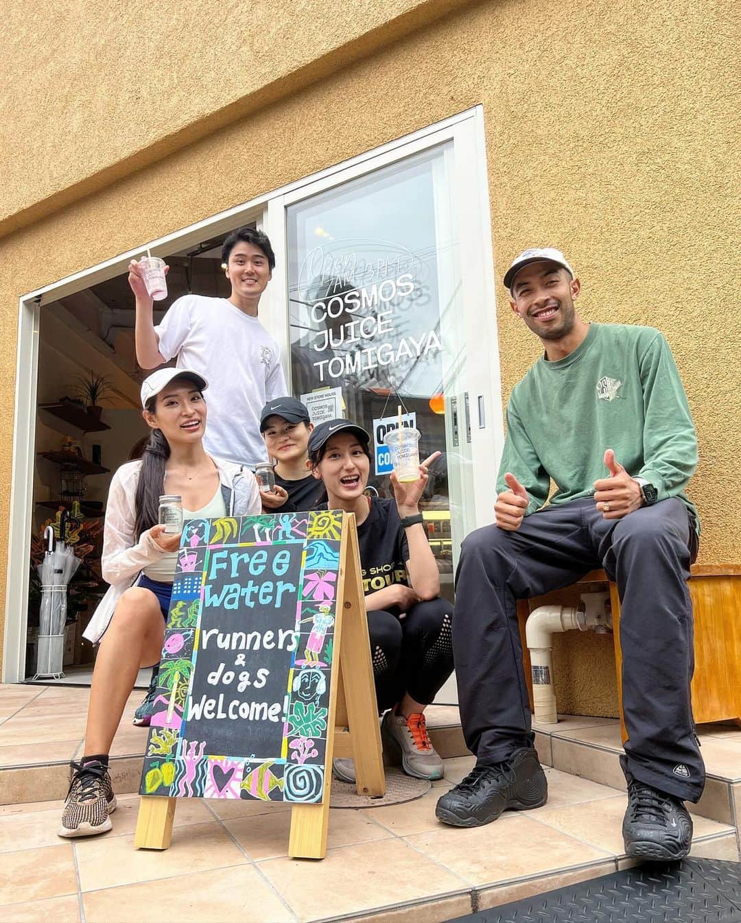 勝俣水稀のインスタグラム：「ㅤㅤㅤㅤㅤㅤㅤㅤㅤㅤㅤㅤㅤ ㅤㅤㅤㅤㅤㅤㅤㅤㅤㅤㅤㅤㅤ RUN & SMOOTHIE🍊🫶 ㅤㅤㅤㅤㅤㅤㅤㅤㅤㅤㅤㅤㅤ ランナー歓迎が嬉しい オールオーガニックなジュースバー！ @cosmosjuice_tomigaya ♡ ㅤㅤㅤㅤㅤㅤㅤㅤㅤㅤㅤㅤㅤ ラン後にスムージー、 身体が喜んでるのがわかる😊 ㅤㅤㅤㅤㅤㅤㅤㅤㅤㅤㅤㅤㅤ #cosmosjuicetomigaya」