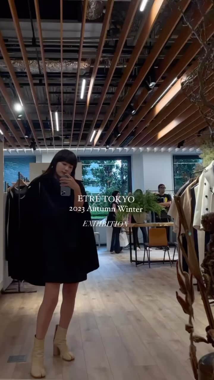 JUNNAのインスタグラム：「@etretokyo  2023 Autumn Winter Exhibition  初日が無事終了致しました。 ご来場下さいました皆さまありがとうございました。」