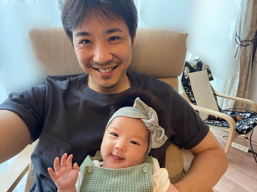 藤原一裕のインスタグラム：「オシャレしてママとランチ行くらしい😊」