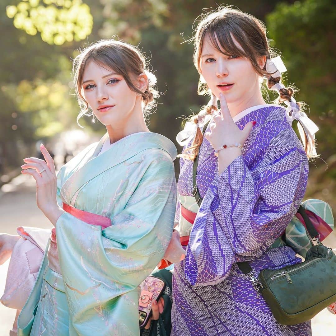 ジューン・ラブジョイさんのインスタグラム写真 - (ジューン・ラブジョイInstagram)「We had so much fun in Nara with @melodymarksxxofficial ! The weather was so perfect 💗🍃⠀ ⠀ 📸 kyarolovejoy⠀ ⠀ #kimono #nara #japan #nature #sunlight #japon #models #friends #actresses #tourism⠀」6月28日 11時00分 - junelovejoyy