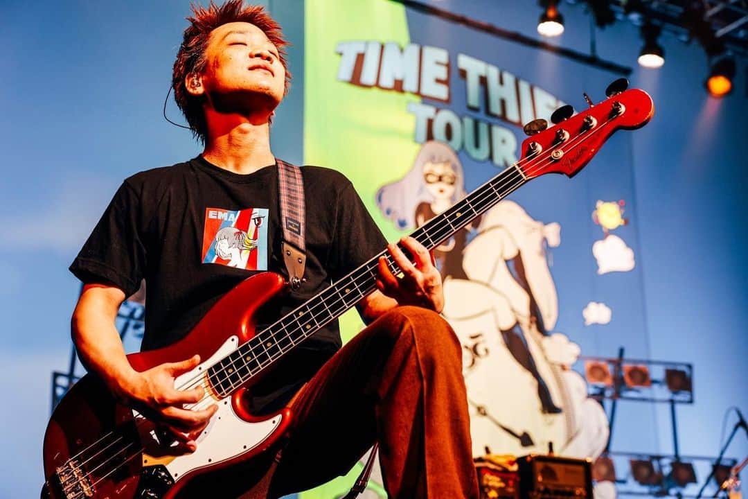 のインスタグラム：「TIME THIEF TOUR ファイナル、EX THEATER ROPPONGI  photo by 西槇太一さん」