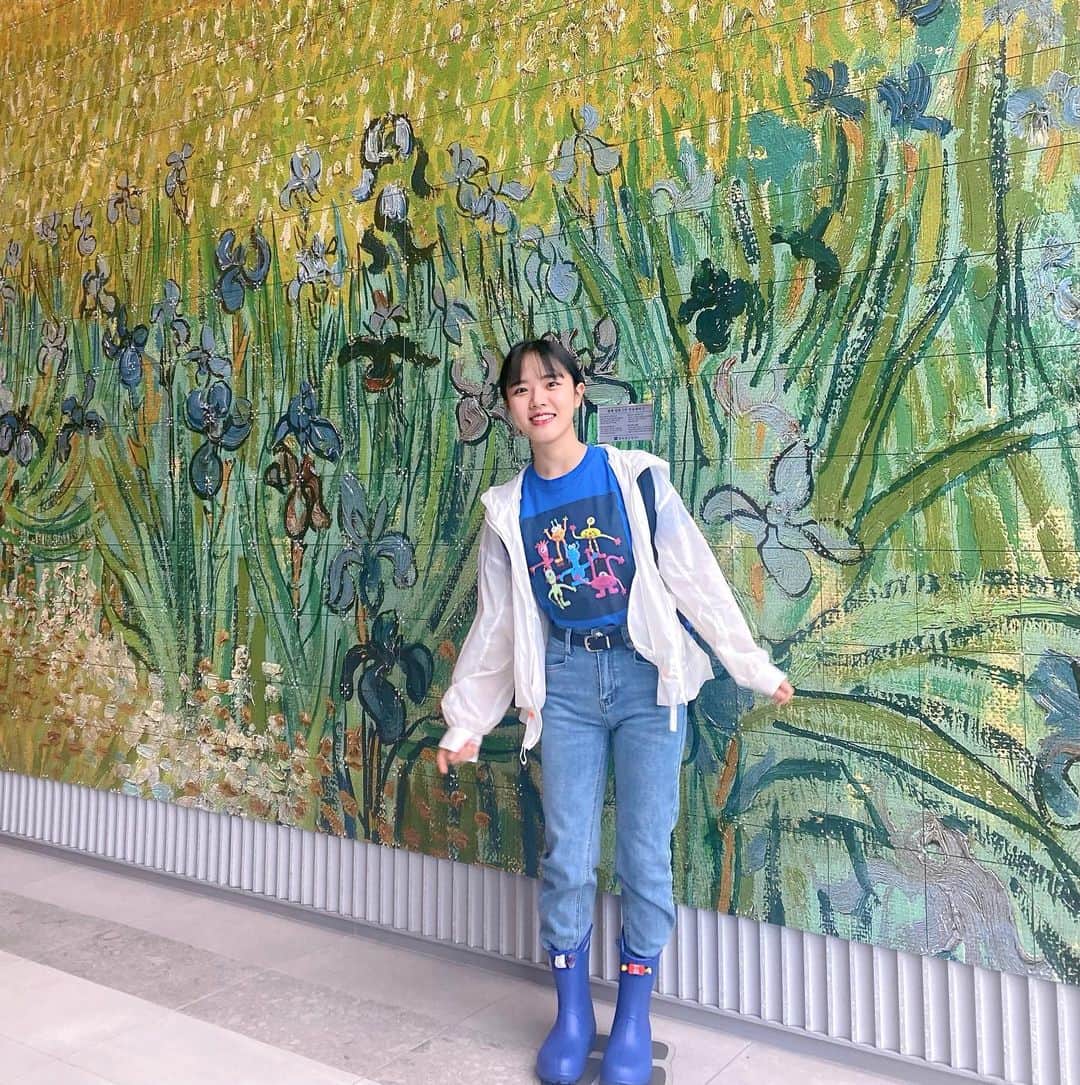 キム・ヒャンギのインスタグラム：「와! 또다시 두살 어려졌다!」