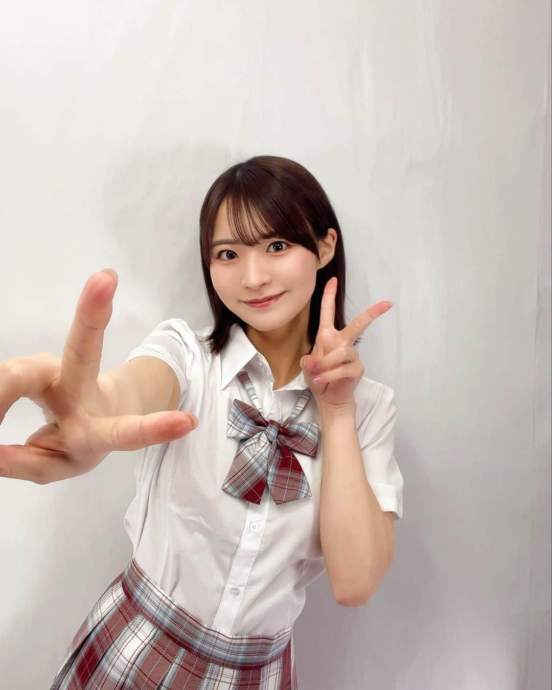 のインスタグラム：「左に寄りすぎた😌」