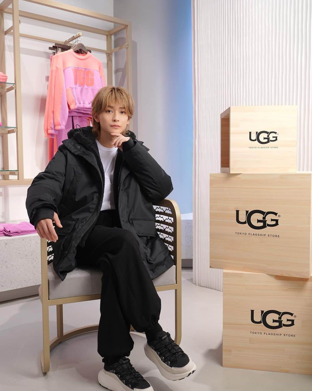 高橋文哉さんのインスタグラム写真 - (高橋文哉Instagram)「7月1日OPEN  「UGG® TOKYO FLAGSHIPSTORE」  #UGG原宿」6月28日 19時41分 - fumiya_0_3_1_2