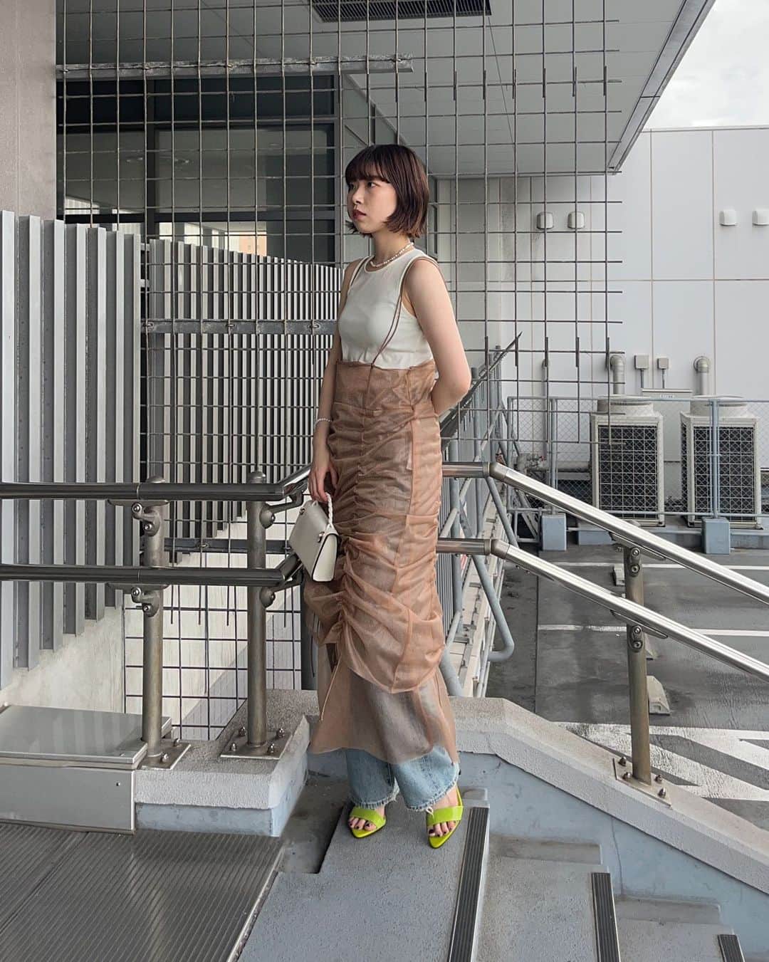 SHEL’TTERさんのインスタグラム写真 - (SHEL’TTERInstagram)「ㅤㅤㅤㅤㅤㅤㅤㅤㅤㅤㅤㅤㅤ ▶︎MEIKA from HAKATA HANKYU 【164㎝】 ━━━━━━━━━━━━━━━  ■TULLE LAYERED DRESS (MOUSSY) ■CUT OUT LOOSE STRAIGHT (MOUSSY) ■POINTED SEETHROUGH SANDLES (MOUSSY) ■TWIST HANDLE MINI BIRKIN SHOULDER (SHEL'TTER SELECT) ¥6,490(tax in)  ━━━━━━━━━━━━━━━ SHEL'TTER店舗ではSUMMER ITEMが充実！  ※店舗によりアイテム・在庫が異なります。ご了承下さいませ。 ━━━━━━━━━━━━━ #SHELTTER #TheSHELTTERTOKYO #SHOPSTAFF #SHELTTERSELECT #MOUSSY」6月28日 14時49分 - sheltter_official