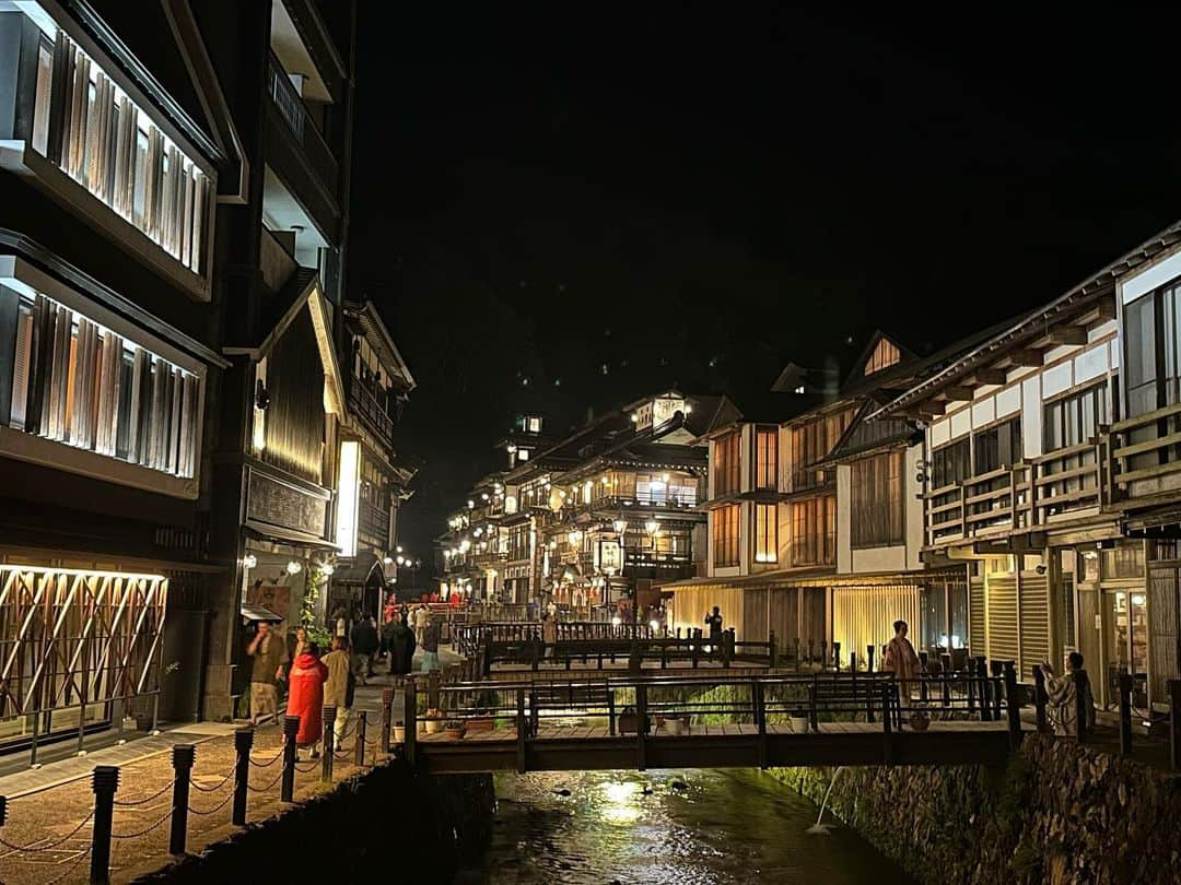 田原愛里のインスタグラム：「銀山温泉♨️  #山形旅行  #銀山温泉」