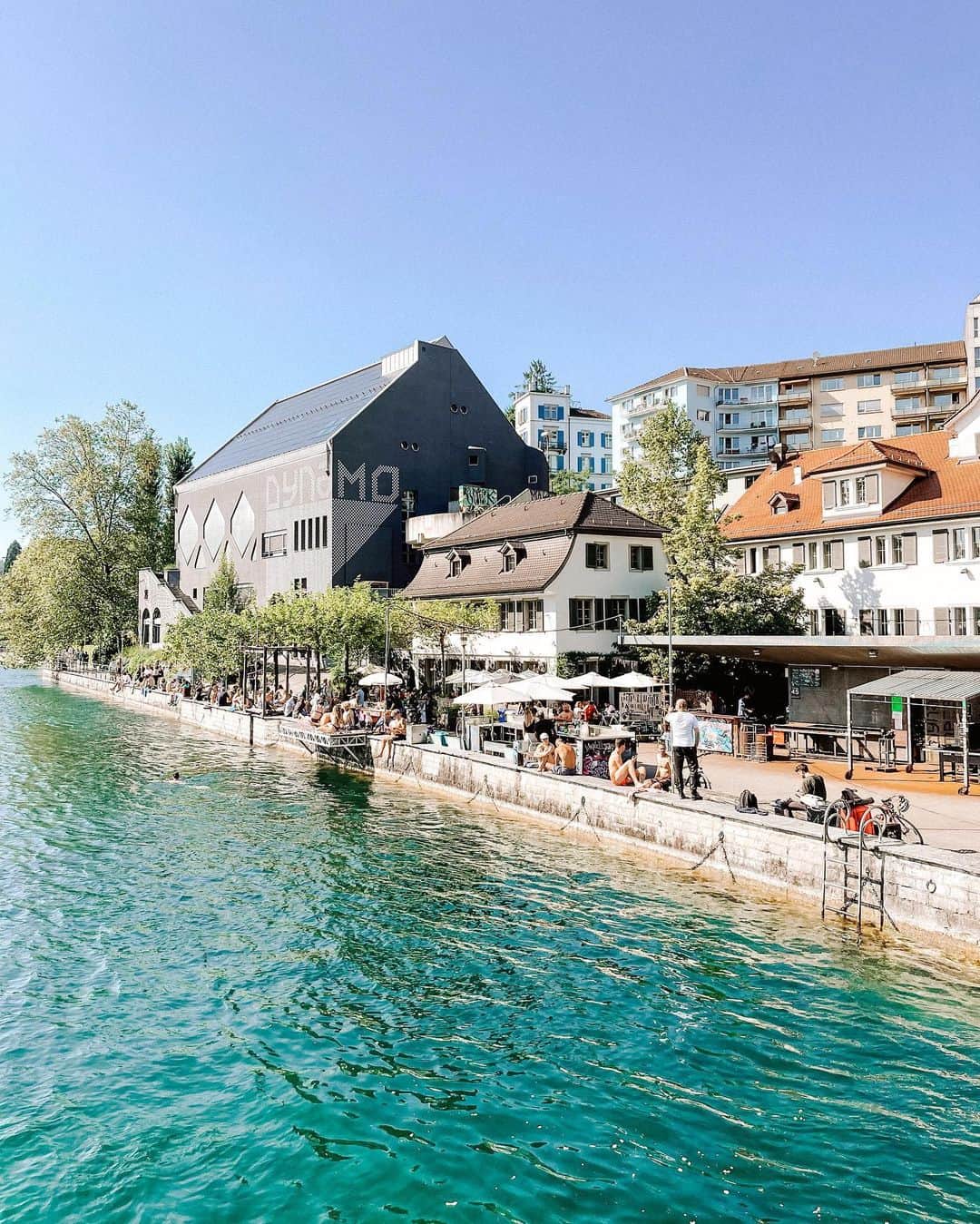 SPELLさんのインスタグラム写真 - (SPELLInstagram)「On the Blog: Switzerland in Spring 🌼 we travelled to Switzerland for an upcoming campaign {we can’t share too much more}… but, we had a stopover in Zurich ~ a wonderland where charming laneways meet the flowing riverside 🌿 come along with us for a day of exploring and read our guide 📝」6月28日 16時36分 - spell