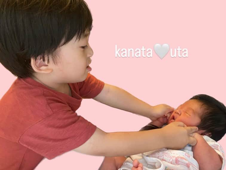 小泉留菜のインスタグラム：「🤍 . . #3歳 #3歳男の子 #3歳児 #ママ #男の子ママ #ママスタグラム #25歳ママ #口唇口蓋裂 #関東ママ #埼玉ママ　 #出産 #出産報告 #ご報告 #第二子 #第二子出産 #赤ちゃん #ベビー #baby #女の子ママ #2児ママ #0歳 #0歳児 #0歳児ママ #兄妹」