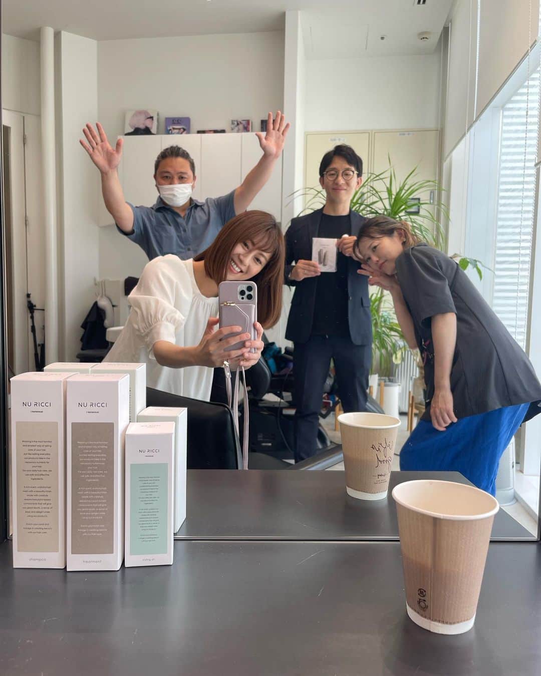 小坂温子さんのインスタグラム写真 - (小坂温子Instagram)「髪の毛サラサラなりました☺️❤️ #楽しみふえました  #素敵なシャンプー」6月28日 17時57分 - kosaka_atsuko