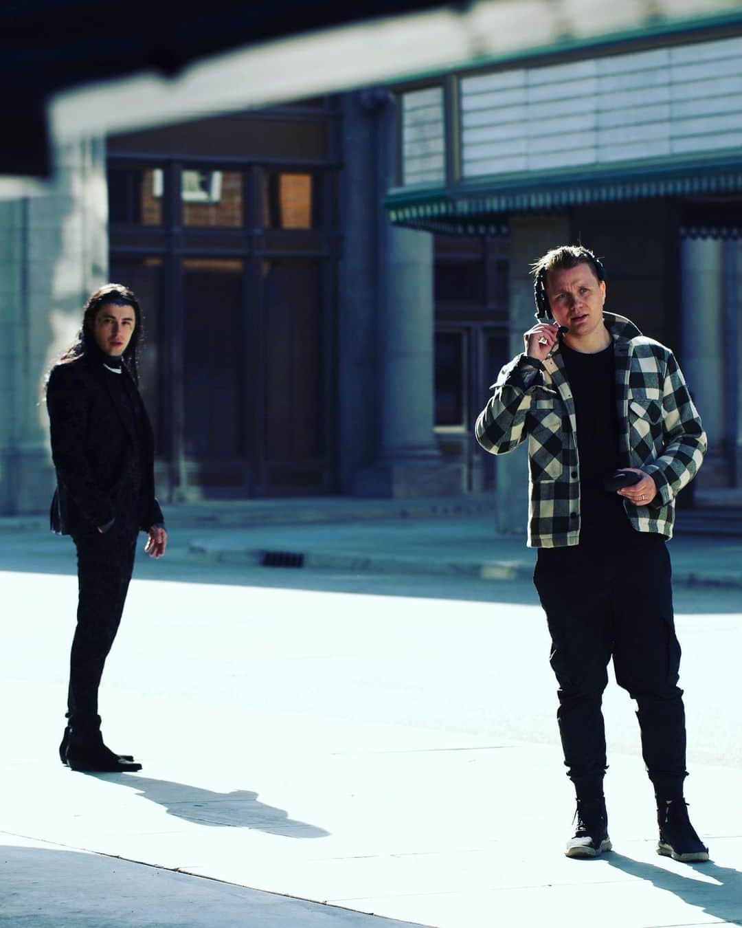 ロニー・ラドクのインスタグラム：「Taking this opportunity thank @jensennoen and the entire crew and team for every single music video to date we’ve done together, we helped start what seems like a trend now, jensen and I together are unmatched, he gets me like only a few can when it comes to creativity. I am forever grateful for you, we’re just getting started!」